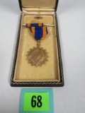 Genuine Wwii Air Medal In Orig. Coffin Case