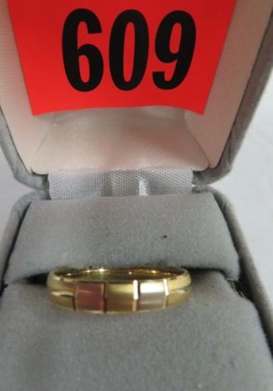 Beautiful 14K Gold Ladies Ring, (total wt. 4.2g)