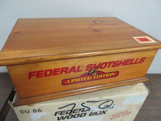 Beautiful Ducks Unlimited Federal Shotshells Wooden Ammo or Presentation Box