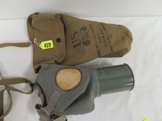 Original US Miltary Noncombatant Gas Mask in Canvas Case