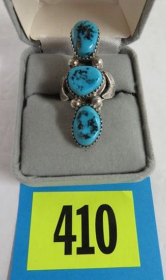 Beautiful Ladies Sterling Silver and Blue Turquoise Ring