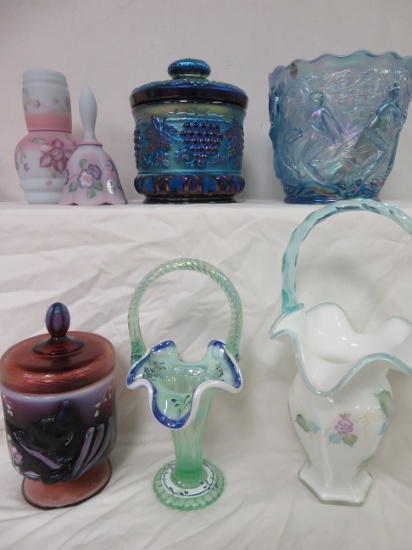 Wednesday Night Antique and Collectibles Auction