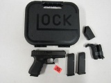 Excellent Glock 19 Gen 4 Semi Auto 9mm Pistol in Original Case