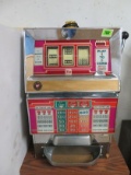 Vintage Bally 25 Cent Casino Slot Machine / One Armed Bandit