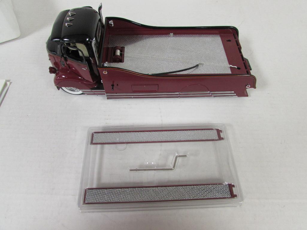 Danbury Mint 1/24 Scale 1930's Custom Car Carrier | Proxibid