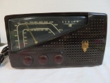 Vintage Zenith (Model no. S-14549) AM/FM Bakelite Tube Radio