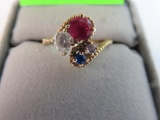 Beautiful 10K Gold Ladies Red, White & Blue Cocktail Ring, total wt. 3.7g