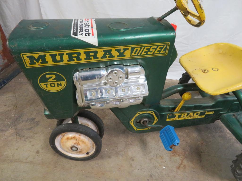 Murray 2 store ton pedal tractor