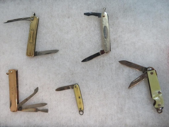 Group of (5) Vintage Folding Pocket Knives