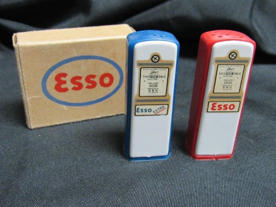 Vintage ESSO Gas Pump Plastic Salt & Pepper Shaker Set