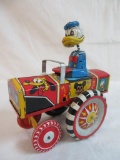 Antique Marx Tin Wind-Up Donald Duck Car