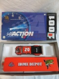 Action 1:24 Diecast Tony Stewart Jurassic Park Crew Cab Truck w/ Show Trailer