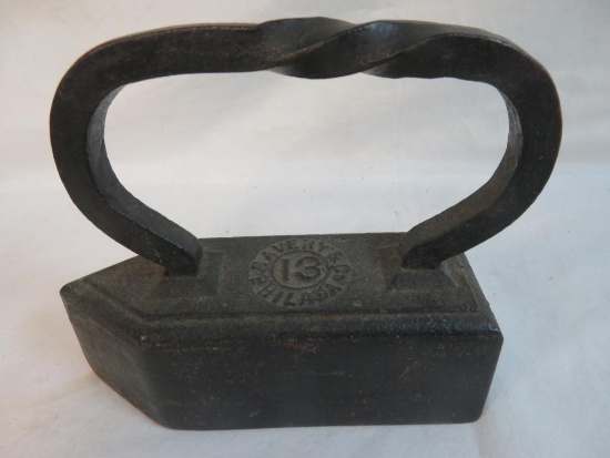 Antique John Savery (Philadelphia) #13 Cast Iron Flat Iron