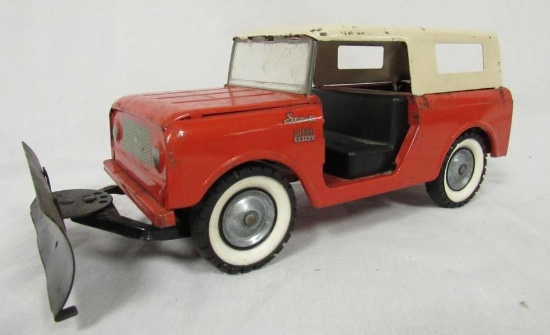 Rare Vintage Tru-Scale International Scout w/ Snowplow