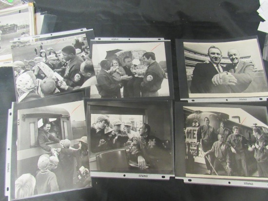 Gil Hodges Lot of (6) 1960's Press Photos