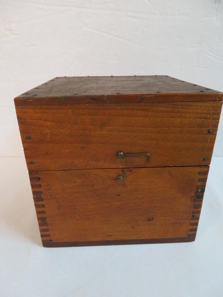 Antique Fishing Master Muskey Lure W Original Box