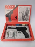 Vintage Roger CO2 Pellet Pistol in Original Box