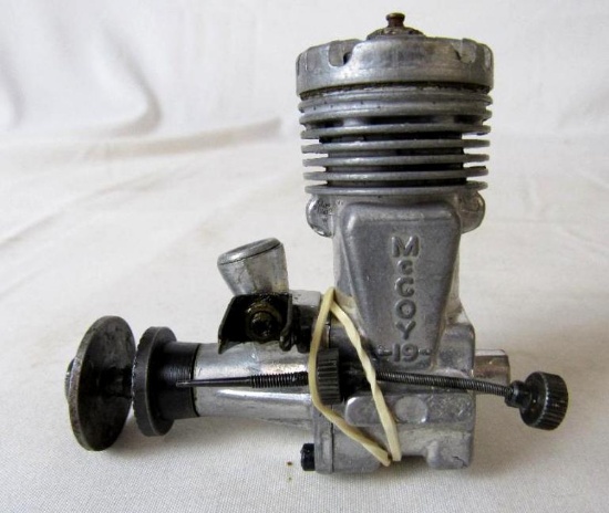 Vintage McCoy 19 Model Airplane Gas Engine