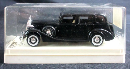 Solido 1:43 Scale Diecast #4047 Packard Sedan