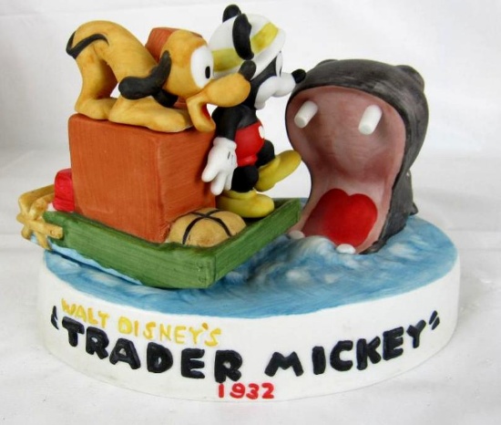 Walt Disney Cartoon Classics Figurine- Trader Mickey " 1932"