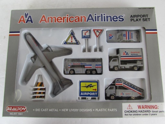 Vintage Real Toy #1661 American Airlines Airport Diecast Play Set, MIB