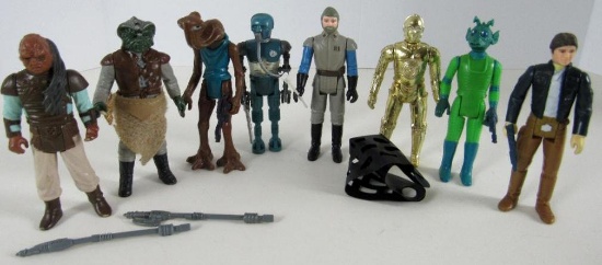 Lot (8) Vintage 1970's/80's Kenner Star Wars Action Figures Complete with Weapons
