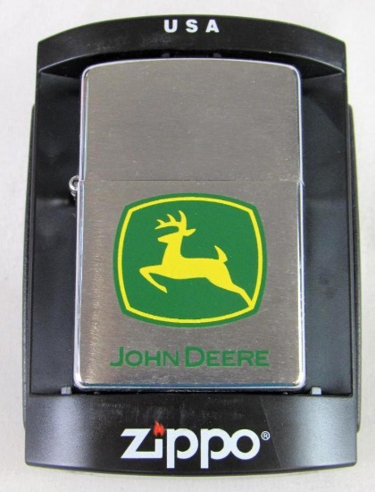 Un-Used 2005 John Deere Zippo Lighter MIB