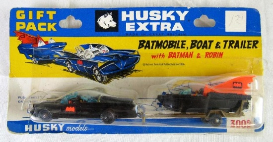 Rare Vintage 1960's Husky 1:64 Batman Batmobile , Boat & Trailer Set Sealed