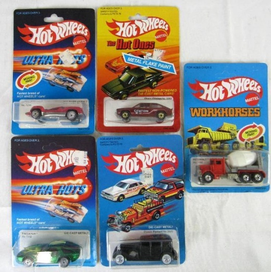 Excellent Lot (5) Vintage 1980's Hot Wheels all MOC