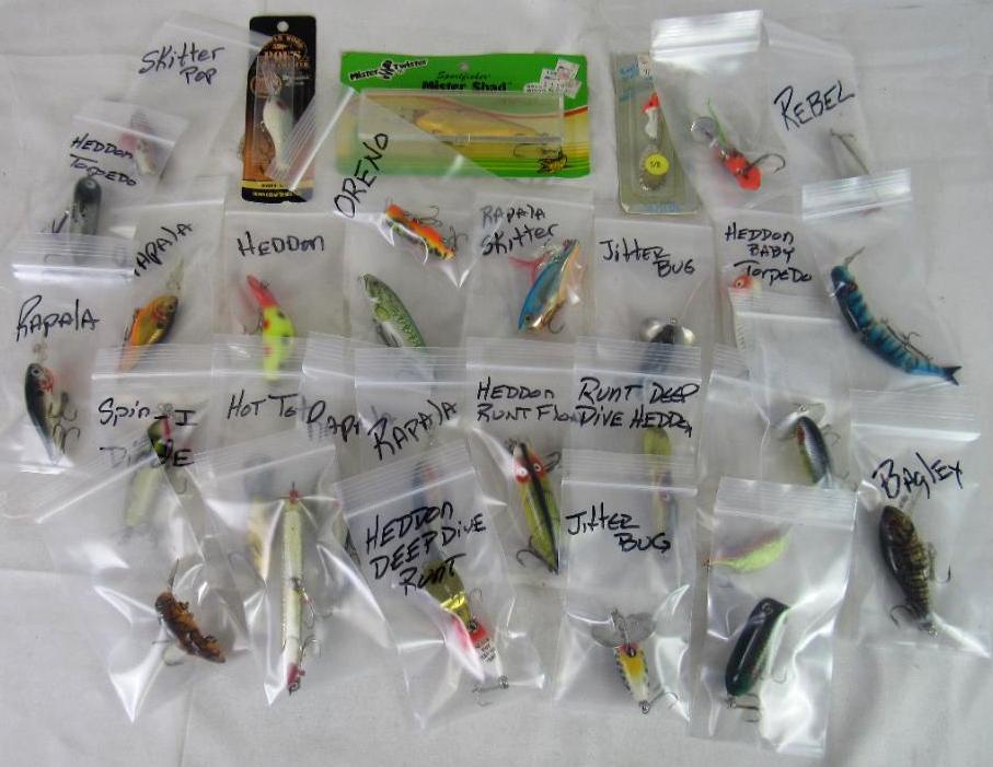 Large Lot (30) Vintage & New Fishing Lures.