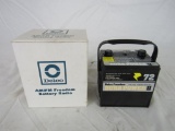 Vintage AC Delco Dura Power Car Battery AM / FM Radio in Original Box