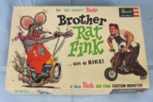 Revell Model BROTHER RAT FINK ON A BIKE MODEL 1/24 Original