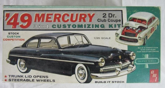 Vintage AMT '49 Mercury Club Coupe 3 in 1 Customizing Model Kit 1:25 Scale