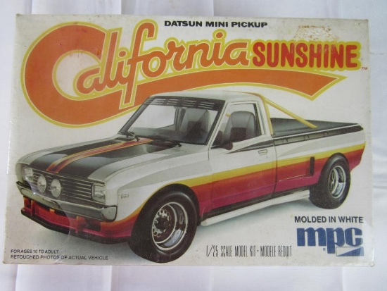 Vintage MPC 1/25 Scale Datsun Pickup "California Sunshine" Model Kit Sealed