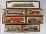 Grouping Vintage Tyco HO Scale Train Cars + Golden Eagle Engine