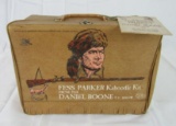 Vintage 1964 Fess Parker Daniel Boone Vinyl Lunchbox