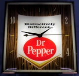 Excellent Vintage Dr. Pepper Soda Lighted Pam Clock 15 x 15