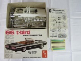 Vintage AMT 1/25 Scale 1966 Thunderbird 