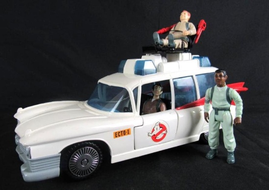 Vintage 1984 Kenner Ghostbusters Ecto 1 with 3 Original Figures
