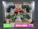 Spin Master 2020 Retro Edition Grave Digger 1982-2005 1:64 Diecast Monster Truck Target Exclusive
