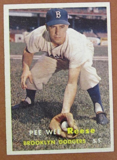 1957 Topps #30 Pee Wee Reese