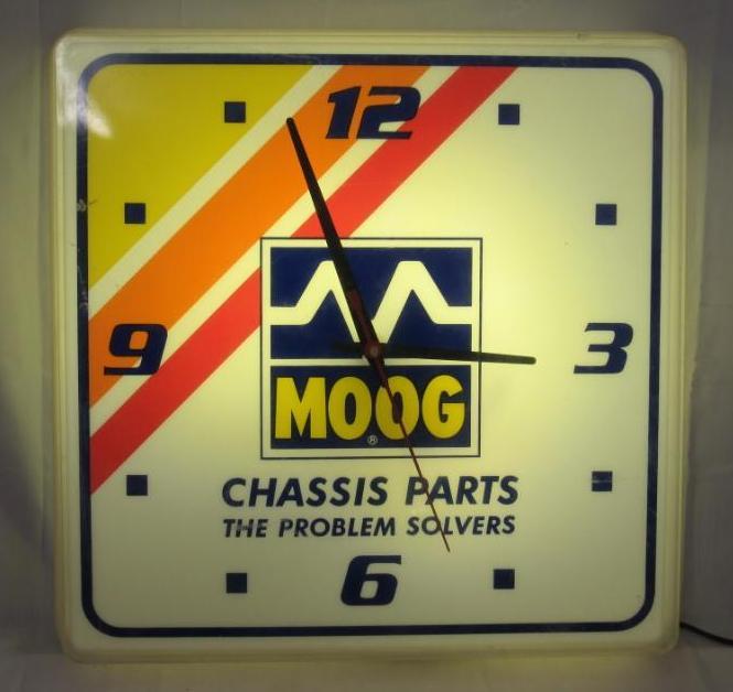 アメリカ ”MOOG社” ヴィンテージ 看板 自動車パーツ 入手困難品 Vintage Moog Chassis Parts Advertising Lighted | Proxibid