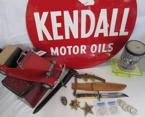 Antiques Coins Badges Knives Toys Advertising