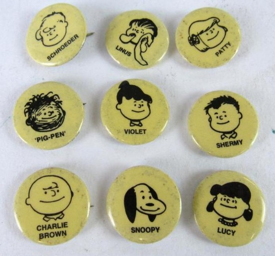 Charlie Brown/Peanuts Group of (9) 1960's Vending Machine Pin-Backs