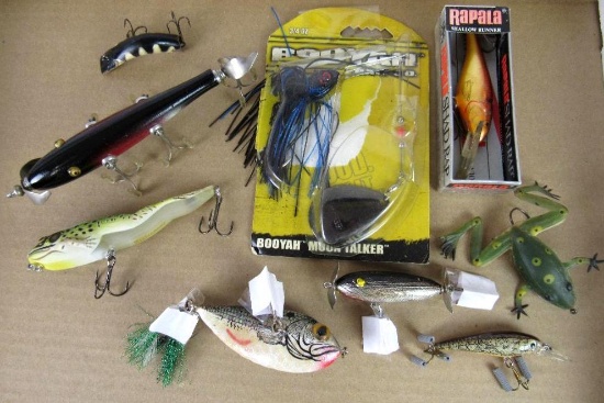 Grouping of Asst. Vintage and Modern Fishing Lures