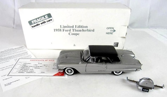 Danbury Mint 1:24 Diecast 1958 Ford Thunderbird Coupe Limited Edition
