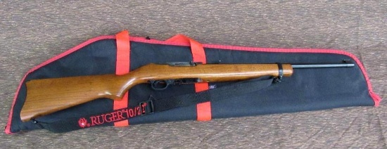 Vintage Ruger 10/22 Carbine .22 Semi Auto Rifle w/ Case