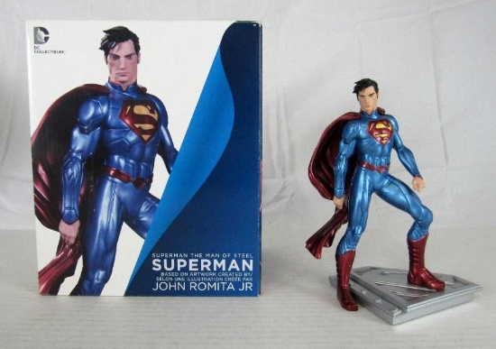 Excellent DC Collectibles Superman Man of Steel 7" Statue MIB