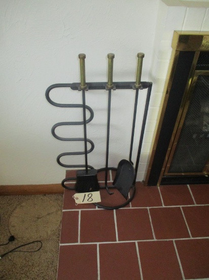 Fireplace tools & (2) wall sconces - No Shipping