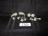 (5) Sets of clip earrings